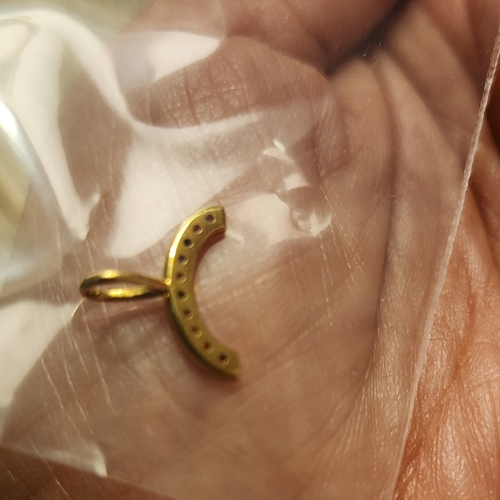 NWOT BLUBOHO Gold Rainbow Charm - Picture 2 of 3